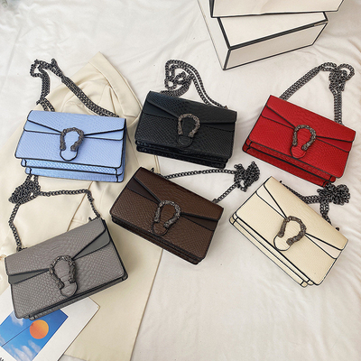 Nieuwe enkelvoudige schouder over het lichaam tas retro vrouwen herfst trend kleur contrast handtas grensoverschrijdende vrijetijdsbesteding NICHE rugzak