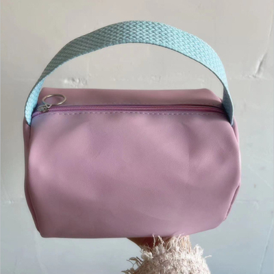 Nieuwe draagbare make-up tas grote capaciteit candy kleur reizen draagbare toiletpapier tas zonderijen organiseren make-up opslag tas