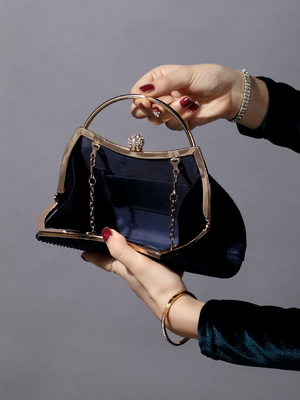EUROPA EN DE VEREENIGDE STATEN RETRO SOLID COLOR gepleteerde handring mode slot gesloten diner tas keten crossbody tas