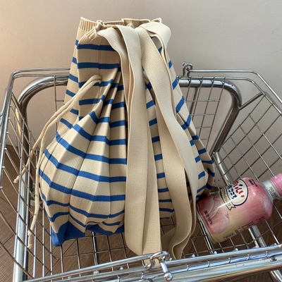 Nieuwe gespleten literaire schoudertas gevlochten damestas winter gebreide tas mode grensoverschrijdende damestas