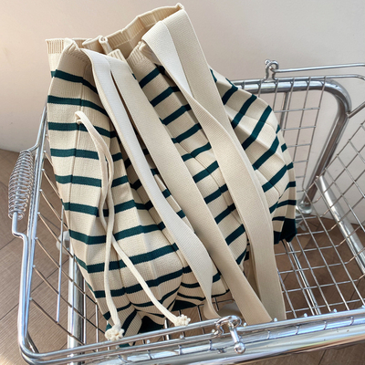Nieuwe gespleten literaire schoudertas gevlochten damestas winter gebreide tas mode grensoverschrijdende damestas