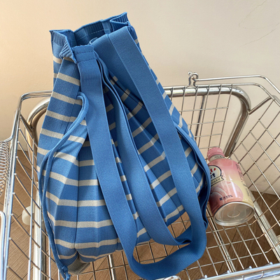 Nieuwe gespleten literaire schoudertas gevlochten damestas winter gebreide tas mode grensoverschrijdende damestas