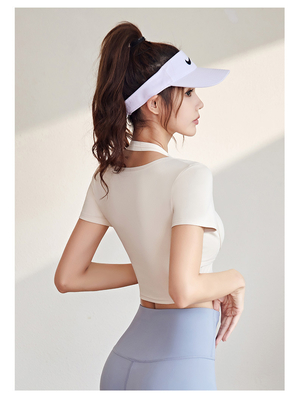 Nieuwe snel droogende perziken halter top yoga korte mouw korte mouw met borstpad strak fitness T-shirt sporten korte mouw