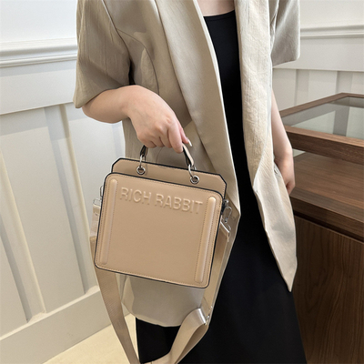 Eenvoudige mode brieftas dames nieuwe in commuter handtas klein vierkant tas senior textuur breed schouderband kruislichaam