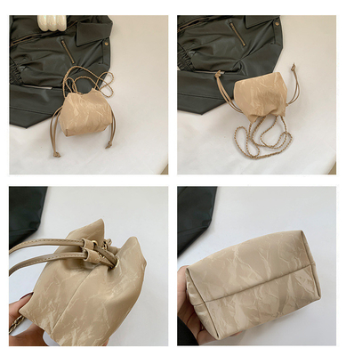 2024 NEW FASHION NICHE DESIGN LENT/ZOMER crossbody bag senior sense gevouwen bucket bag
