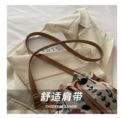 Nieuw Chinees NATIONAL WIND ARCHIPIT BUCKET BAG SIMPLE FASHION TENDEN ZOMER Nieuwe Linnen STYLE HIGH-GRADE SENSE enkelvoudige schouder