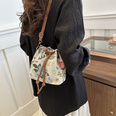 Nieuw Chinees NATIONAL WIND ARCHIPIT BUCKET BAG SIMPLE FASHION TENDEN ZOMER Nieuwe Linnen STYLE HIGH-GRADE SENSE enkelvoudige schouder