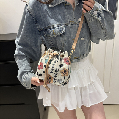 Nieuw Chinees NATIONAL WIND ARCHIPIT BUCKET BAG SIMPLE FASHION TENDEN ZOMER Nieuwe Linnen STYLE HIGH-GRADE SENSE enkelvoudige schouder