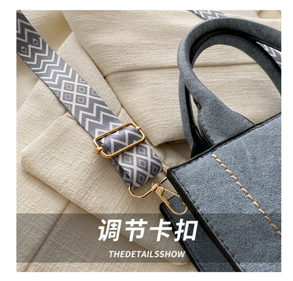 VINTAGE CHIC TEXTURED LETTER TOTE BAG VrouwenBAG 2024 Nieuwe grote capaciteit mode handtas breedband schoudertas