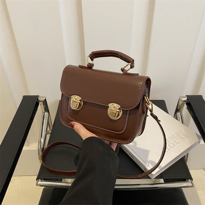 SENIOR SENSE OF RETRO kleine tas vrouwen 2024 nieuwe zomer mode buitenlandse stijl schoudertas klein niets alle handtas vierkant