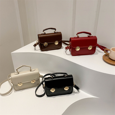 SENIOR SENSE OF RETRO kleine tas vrouwen 2024 nieuwe zomer mode buitenlandse stijl schoudertas klein niets alle handtas vierkant