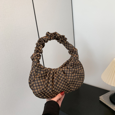 DAMEN'S BAG TREND Nieuwe trend in de trend all-in-one schoudertas lente en zomer mode wolk vouwtas