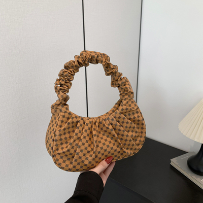 DAMEN'S BAG TREND Nieuwe trend in de trend all-in-one schoudertas lente en zomer mode wolk vouwtas