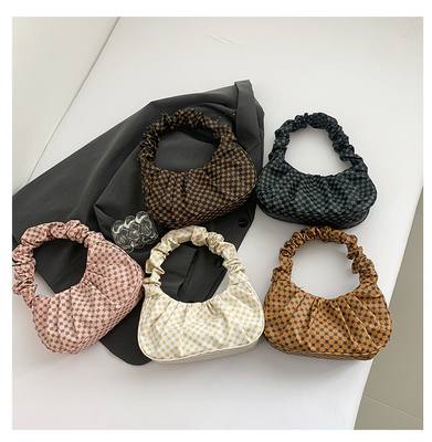 DAMEN'S BAG TREND Nieuwe trend in de trend all-in-one schoudertas lente en zomer mode wolk vouwtas