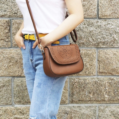 KKXIU Crossbody tassen voor vrouwen Holle tassen met verstelbare riem