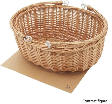 wicker picknickmandjes met handvaten.