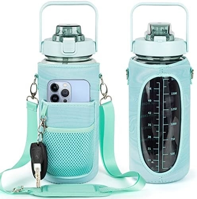Waterfles met mouw inspirerende waterfles met stro en tijdstempel.