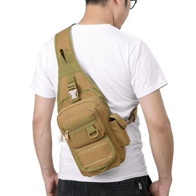 Military Chest Bag deze tactische uitrusting is gebouwd om te duren, en biedt een perfecte mix van duurzaamheid, functionaliteit en stijl.