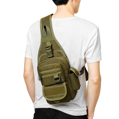 Military Chest Bag deze tactische uitrusting is gebouwd om te duren, en biedt een perfecte mix van duurzaamheid, functionaliteit en stijl.